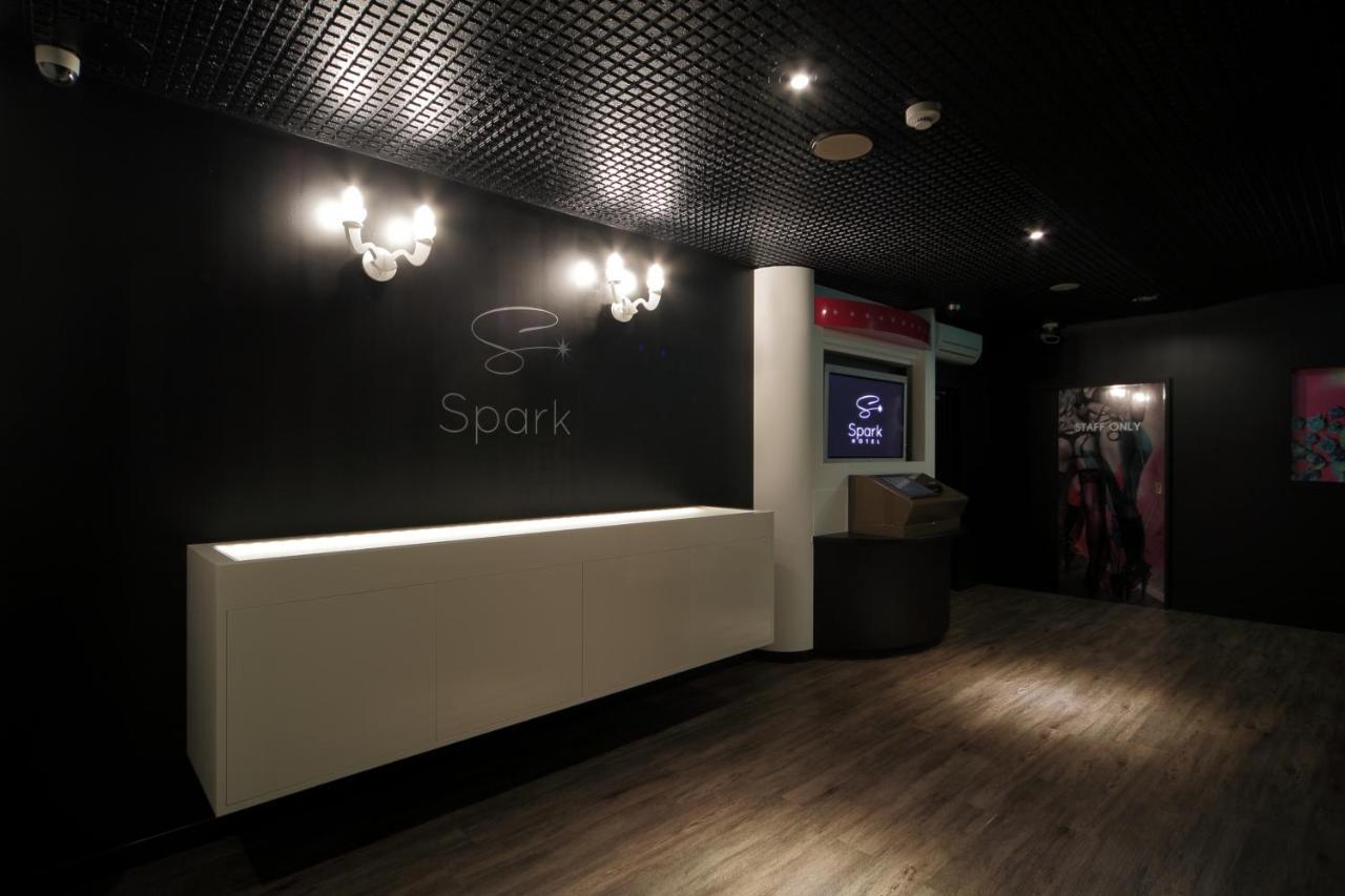 Hotel Spark (Adults Only) Sendai Exterior photo